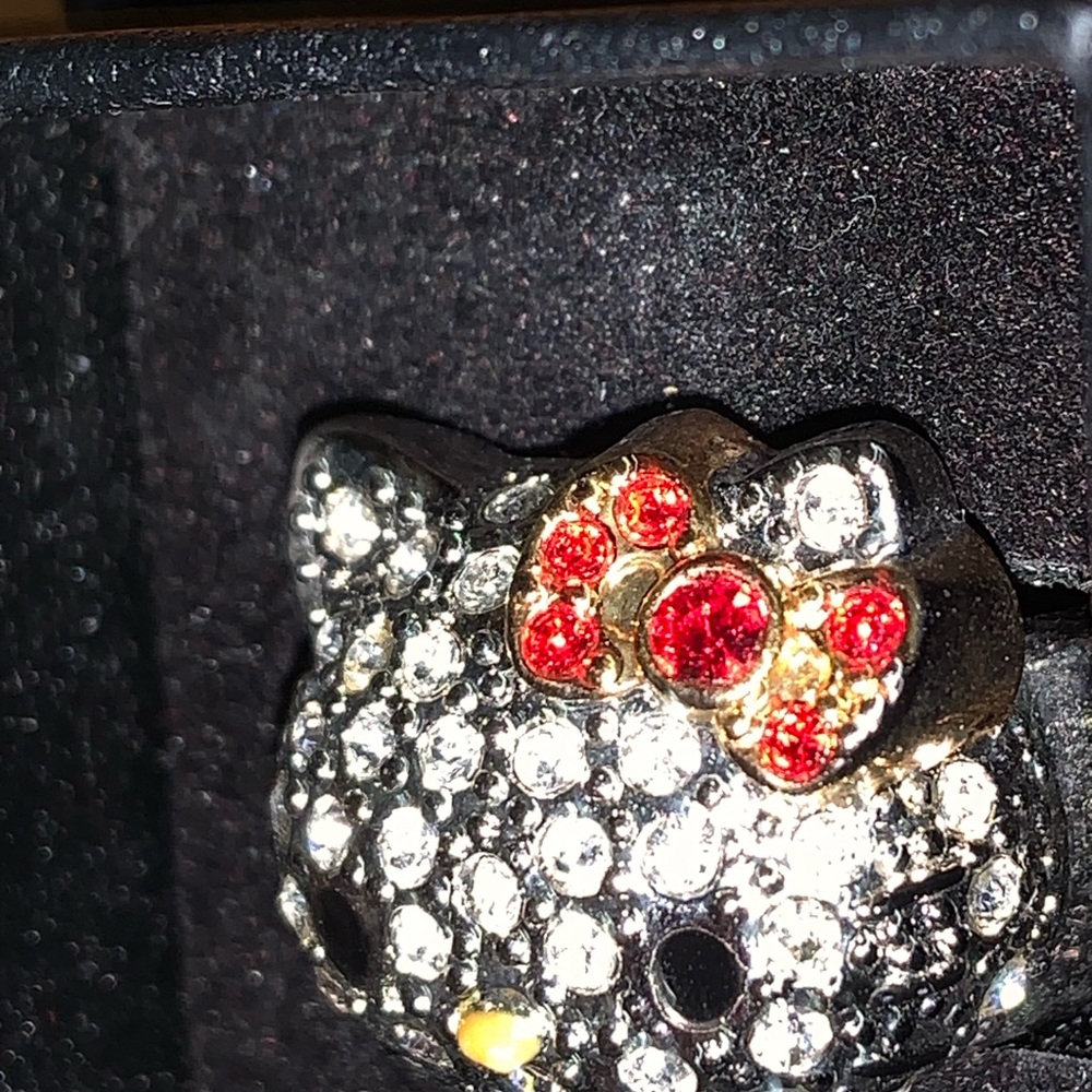 Hello Kitty by Sanrio Rhinestone Ring - Picture 10 of 11